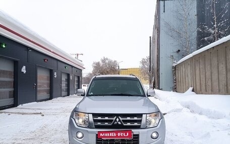 Mitsubishi Pajero IV, 2012 год, 2 100 000 рублей, 2 фотография
