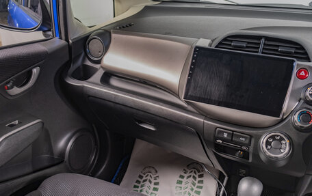 Honda Fit III, 2011 год, 999 000 рублей, 10 фотография