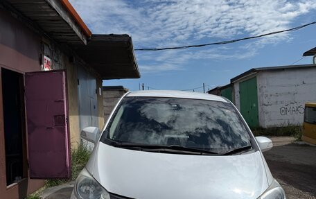 Honda Freed I, 2013 год, 1 200 000 рублей, 5 фотография