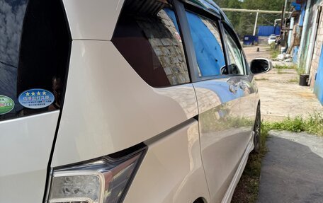 Honda Freed I, 2013 год, 1 200 000 рублей, 6 фотография