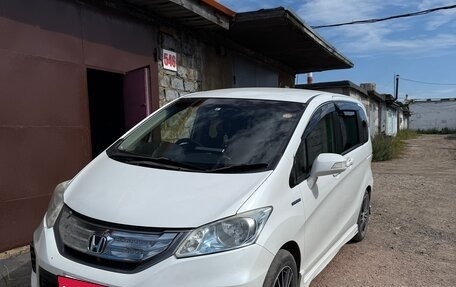 Honda Freed I, 2013 год, 1 200 000 рублей, 4 фотография