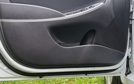 Hyundai Solaris II рестайлинг, 2014 год, 970 000 рублей, 19 фотография