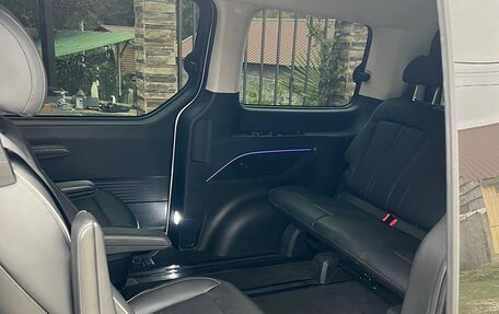 Hyundai Staria, 2021 год, 4 500 000 рублей, 7 фотография