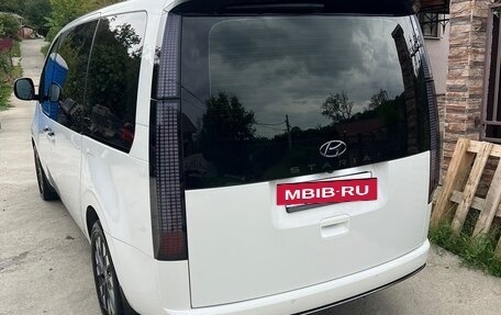 Hyundai Staria, 2021 год, 4 500 000 рублей, 4 фотография