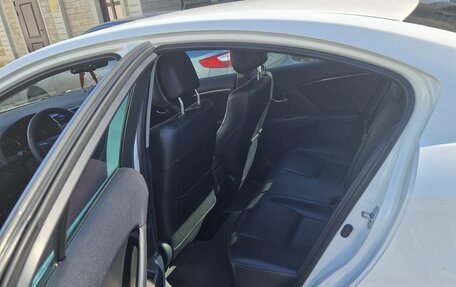 Toyota Avensis III рестайлинг, 2011 год, 1 550 000 рублей, 12 фотография