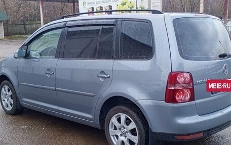 Volkswagen Touran III, 2007 год, 800 000 рублей, 6 фотография
