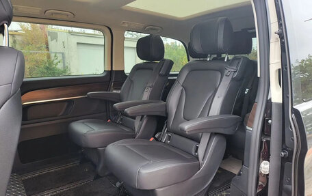 Mercedes-Benz V-Класс, 2022 год, 12 740 000 рублей, 9 фотография