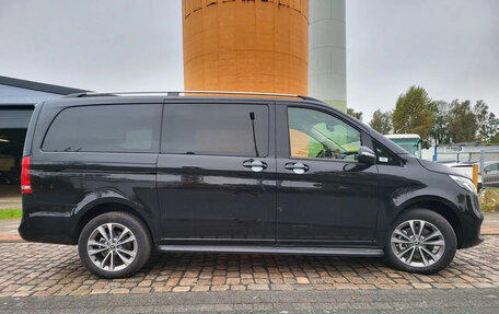 Mercedes-Benz V-Класс, 2022 год, 12 740 000 рублей, 20 фотография