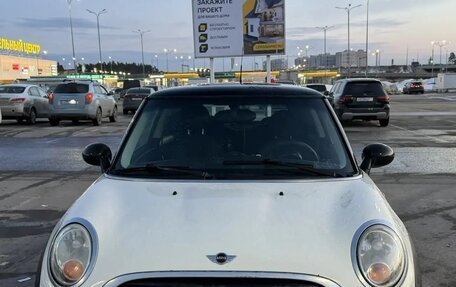 MINI Hatch, 2010 год, 700 000 рублей, 1 фотография