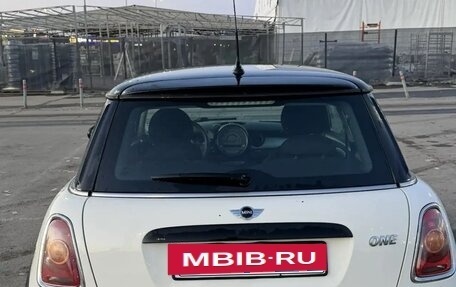 MINI Hatch, 2010 год, 700 000 рублей, 3 фотография