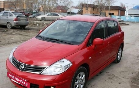 Nissan Tiida, 2011 год, 750 000 рублей, 3 фотография