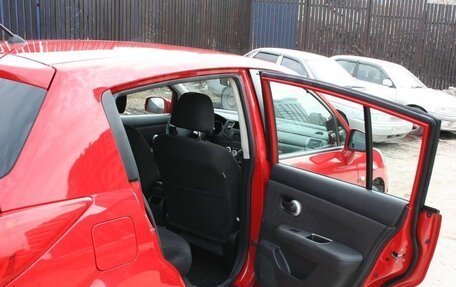 Nissan Tiida, 2011 год, 750 000 рублей, 13 фотография