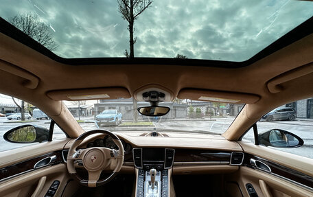 Porsche Panamera II рестайлинг, 2010 год, 2 800 000 рублей, 17 фотография