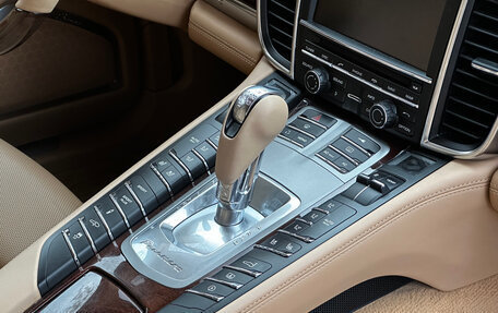 Porsche Panamera II рестайлинг, 2010 год, 2 800 000 рублей, 26 фотография