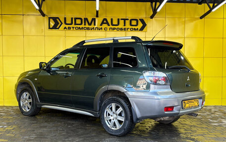 Mitsubishi Outlander III рестайлинг 3, 2004 год, 599 000 рублей, 10 фотография