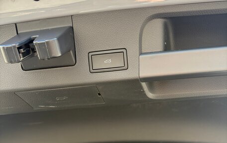 Volkswagen Passat CC, 2022 год, 5 490 000 рублей, 13 фотография