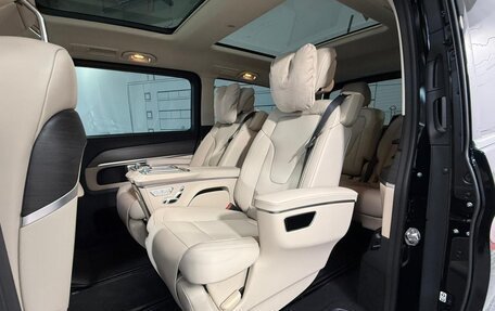 Mercedes-Benz V-Класс, 2025 год, 15 000 000 рублей, 3 фотография