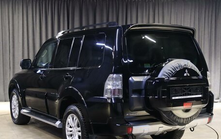 Mitsubishi Pajero IV, 2012 год, 2 099 000 рублей, 4 фотография