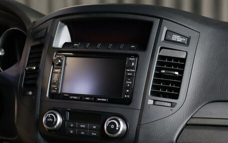 Mitsubishi Pajero IV, 2012 год, 2 099 000 рублей, 13 фотография