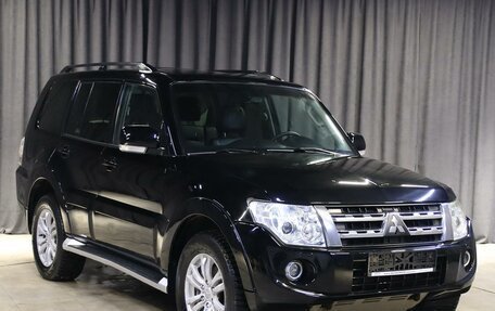Mitsubishi Pajero IV, 2012 год, 2 099 000 рублей, 3 фотография