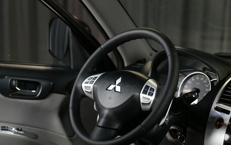 Mitsubishi Pajero Sport II рестайлинг, 2014 год, 1 699 000 рублей, 9 фотография