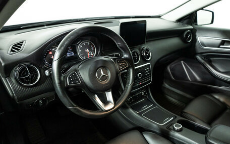 Mercedes-Benz GLA, 2017 год, 2 278 989 рублей, 11 фотография