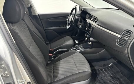 KIA Rio IV, 2018 год, 1 330 000 рублей, 13 фотография