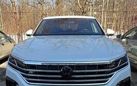 Volkswagen Touareg III, 2019 год, 5 950 000 рублей, 1 фотография