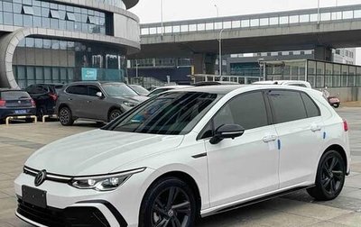 Volkswagen Golf VIII, 2022 год, 2 000 000 рублей, 1 фотография