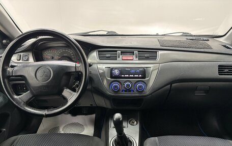 Mitsubishi Lancer IX, 2005 год, 400 000 рублей, 10 фотография