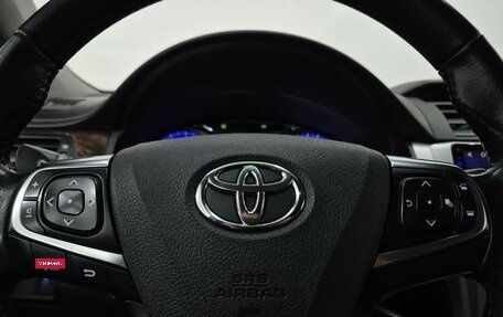 Toyota Camry, 2017 год, 2 370 000 рублей, 23 фотография