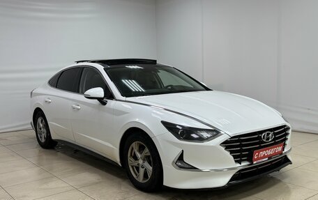 Hyundai Sonata VIII, 2019 год, 2 060 000 рублей, 3 фотография