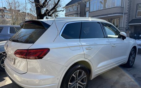 Volkswagen Touareg III, 2019 год, 5 950 000 рублей, 6 фотография