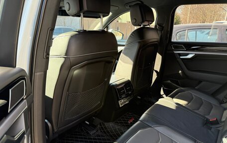 Volkswagen Touareg III, 2019 год, 5 950 000 рублей, 10 фотография