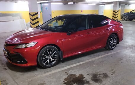 Toyota Camry, 2021 год, 3 950 000 рублей, 14 фотография