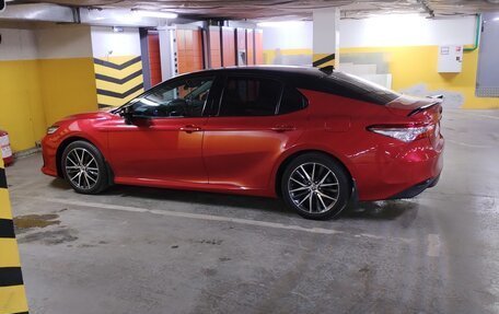 Toyota Camry, 2021 год, 3 950 000 рублей, 15 фотография