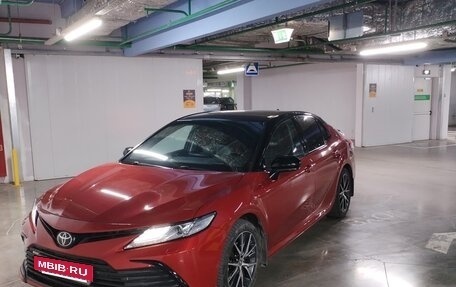 Toyota Camry, 2021 год, 3 950 000 рублей, 9 фотография