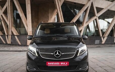 Mercedes-Benz V-Класс, 2015 год, 5 500 000 рублей, 9 фотография