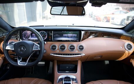 Mercedes-Benz S-Класс AMG, 2017 год, 7 000 000 рублей, 25 фотография