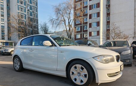 BMW 1 серия, 2011 год, 821 000 рублей, 3 фотография