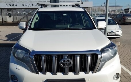 Toyota Land Cruiser Prado 150 рестайлинг 2, 2017 год, 1 100 000 рублей, 3 фотография