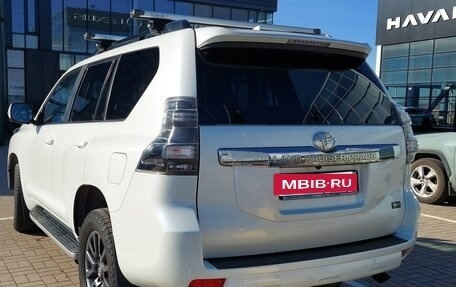 Toyota Land Cruiser Prado 150 рестайлинг 2, 2017 год, 1 100 000 рублей, 6 фотография