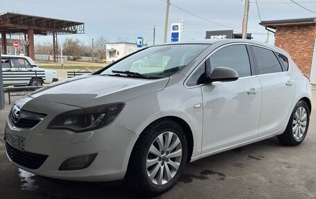 Opel Astra J, 2011 год, 750 000 рублей, 17 фотография