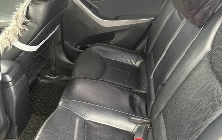 Hyundai Avante, 2011 год, 900 000 рублей, 4 фотография