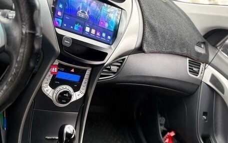 Hyundai Avante, 2011 год, 900 000 рублей, 9 фотография