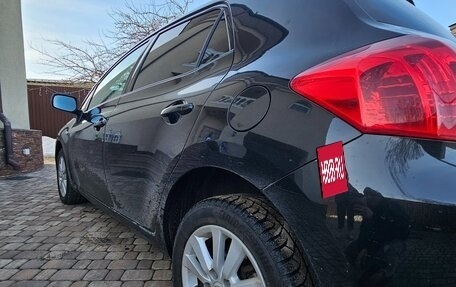 Toyota Auris II, 2009 год, 650 000 рублей, 6 фотография