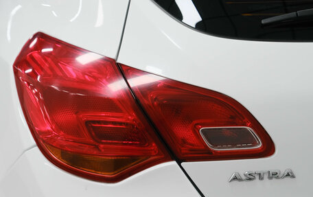 Opel Astra J, 2012 год, 630 000 рублей, 9 фотография