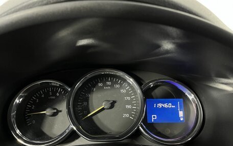 Renault Logan II, 2017 год, 749 000 рублей, 11 фотография