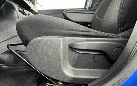 Renault Logan II, 2017 год, 749 000 рублей, 10 фотография