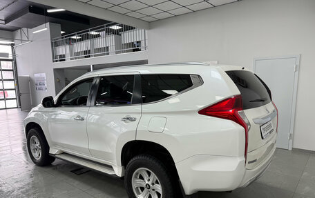 Mitsubishi Pajero Sport III рестайлинг, 2017 год, 2 475 000 рублей, 5 фотография